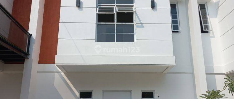 Ready Stok Rumah 2 Lantai 3 Kamar Tidur Cicilan Flatt  1