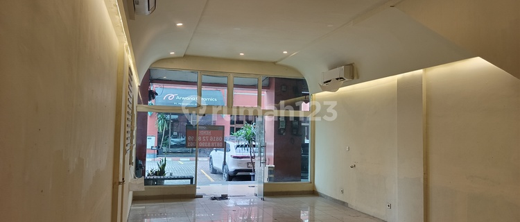 For Rent: Good & Strategic Shop House in Puri Indah Business Center 1