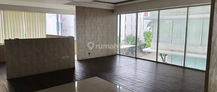 Dijual Cepat Kantor Hoek di Aeropolis Commercial Park Tangerang 1