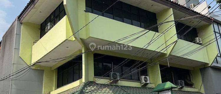 Ruko Siap pakai Tebet Jakarta Selatan  1