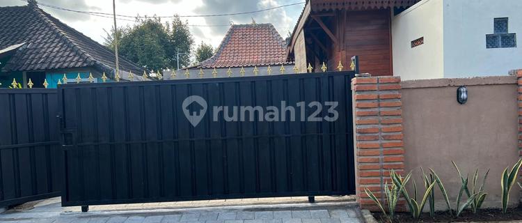 Wooden house for rent 1