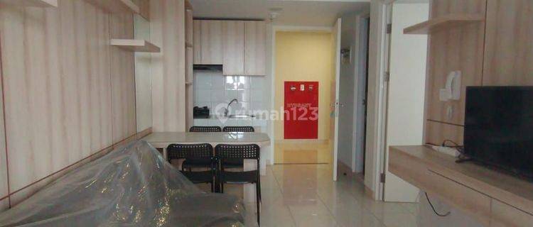 Apartemen Springlake 2 BR Furnish di Summarecom Bekasi 1