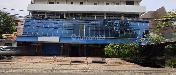 Gedung 5 Lantai Siap Pakai di Lokasi Strategis Cocok Untuk Perkantoran 1