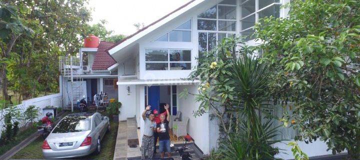 Rumah Cantik Asri dekat SMK Theresiana Sidorejo Salatiga  1