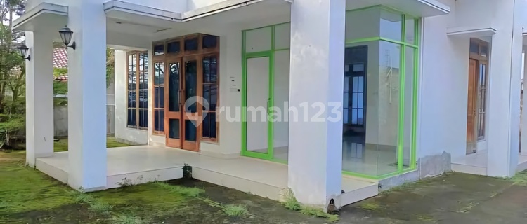 Rumah Ruang Usaha Halaman Luas Di Manyaran Semarang 1