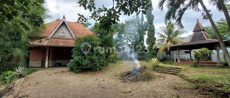 Land and Building of Villa Near Ngudi Waluyo Campus West Ungaran 1