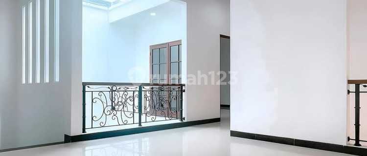 Dijual Rumah Siap Huni Di Pondok Indah Jakarta Selatan 1