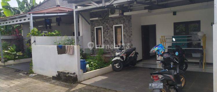 Rumah over kredit 150 jt nego cicilan 4 jtan tenor 15 th strategis nyaman dan bebas banjir Sudah Renovasi 1