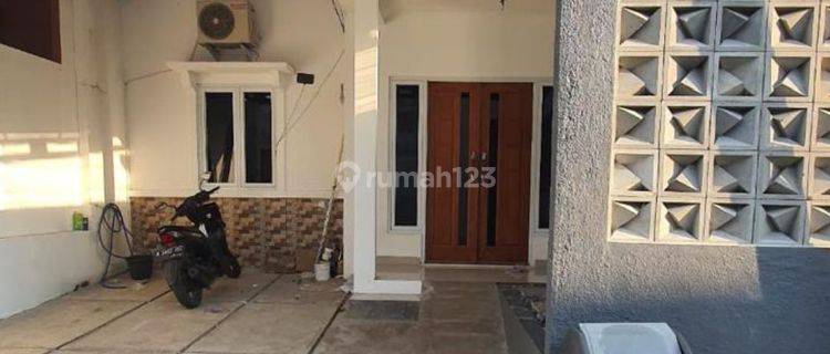 Rumah Over Kredit Dekat Stasiun Depok Lama 1