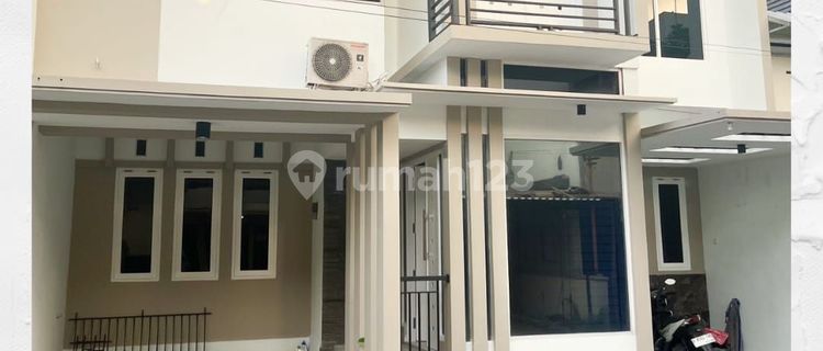 Rumah Mewah Siap Huni Cluster Exclusive Plemburan Ngaglik Sleman 1