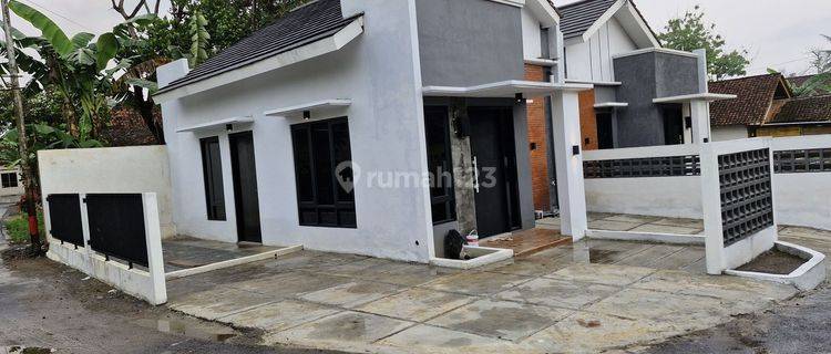 Rumah Murah Di Jogja Area Godean Sleman (2 Menit Ke Pasar Godean) 1