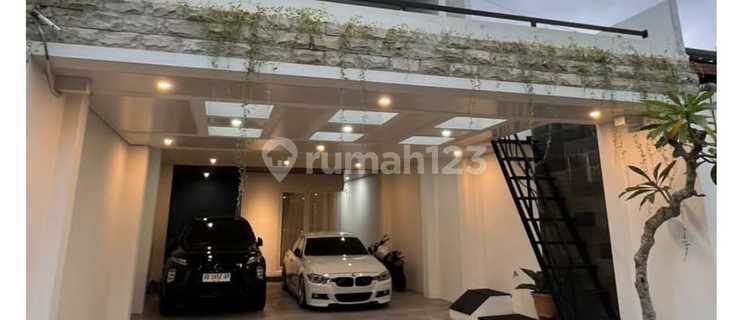 Luxury Ready-to-Occupy Fully Furnished House on Jl Parangtritis Sewon Bantul 1