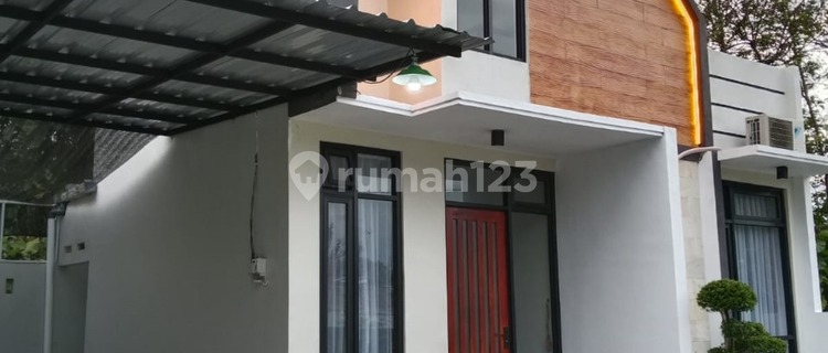 Affordable Ready-to-Occupy Fully Furnished House in Kasihan Bantul, 5 Minutes to UMY 1