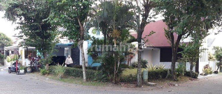 Rumah Hook Bagus Luas 266m2 Area Permata Jingga Soekarno Hatta 1