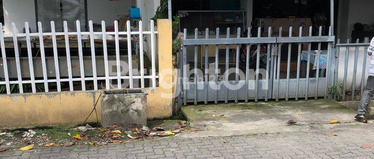 RUMAH LAMA LOKASI STRATEGIS DI TENGAH KOTA SEMARANG TIMUR 1