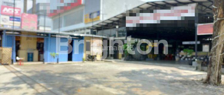 Ruang Usaha Eks Food Centre , Pinggir Jalan Besar Di Semarang Timur 1