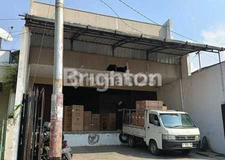 Good 2-Story Warehouse with Goods Lift, Strategically Located in East Semarang 1