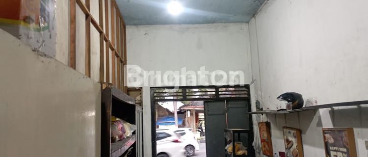 TWO-STORY SHOPHOUSE FOR A CAFE ON THE MAIN STREET OF REMBANG CITY 1