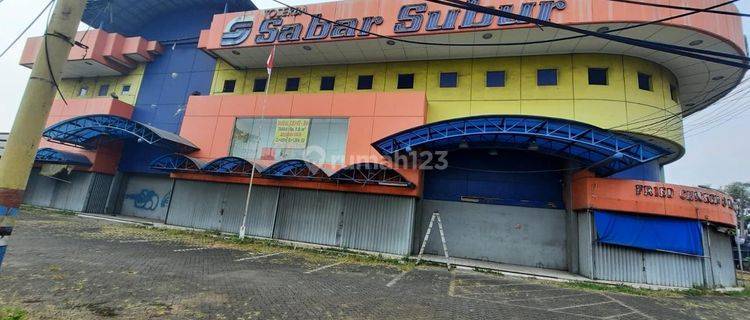 Bangunan Pinggir Jalan di Gatot Subroto,jati Uwung,luas 4000m,shm,harga 27 M Nego 1