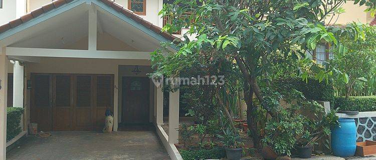 Rumah Fully Furnished Taman Botanik Cilandak 1