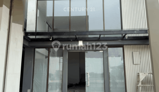 Hampton Avenue Shop House in Manhattan District, Gading Serpong Hook 1