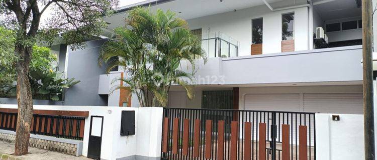 Rumah 2 Lantai Bagus Puri Sakit Semi Furnished SHM Usd 2.700 1