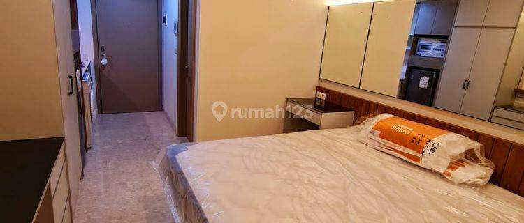 Disewakan Apartemen Gold Coast, Studio, Full Furnish 1