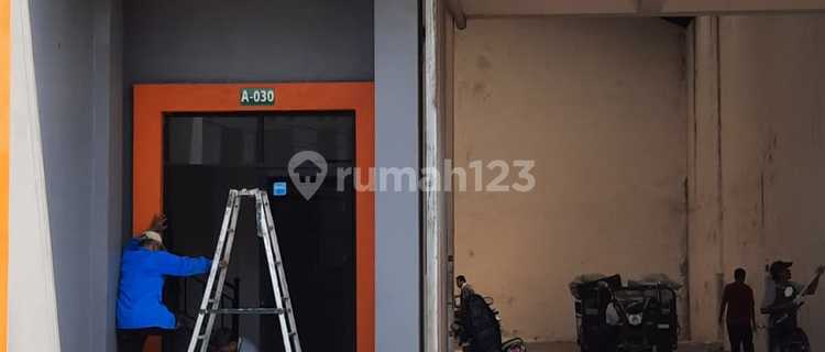 For Rent 180sqm Ruko Good SHM On Sujarjo South Jakarta 9.24 1