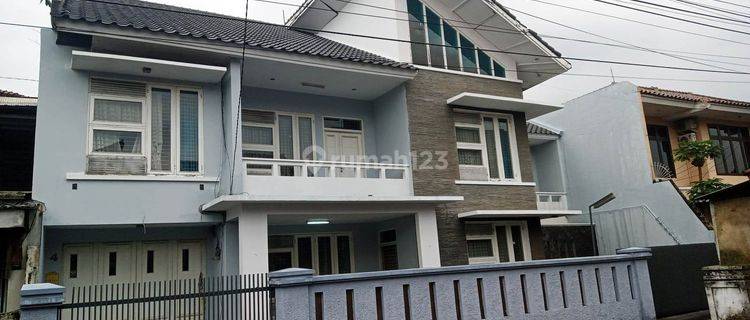 Rumah Lux di Suryalaya Sayap Buah Batu Bandung Kota 1