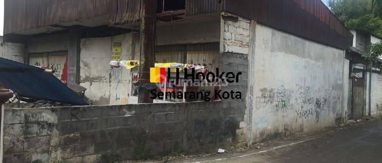 Bangunan Gudang di Jalan Majapahit 1
