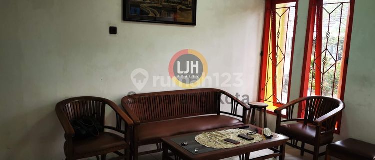 Ready-to-Live House in the Bringin Area 1