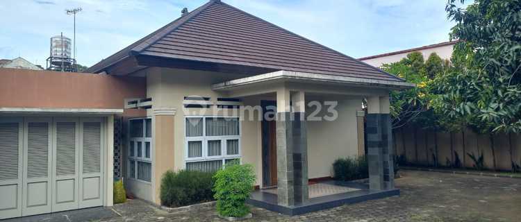 Rumah Mewah Furnished Jalan Kawi Candisari Semarang Hook 1