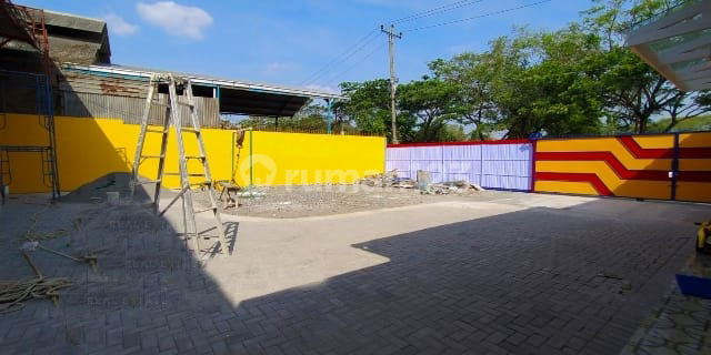 Gudang Terbuka Dekat Ke Kawasan Kic Gatot Subroto 1