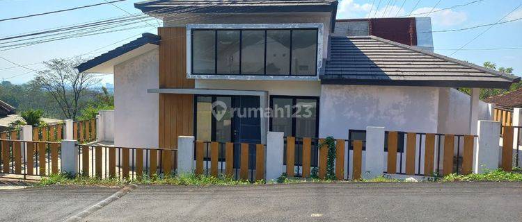 Rumah Hook Murah Cash Only di Jangli Tembalang 1