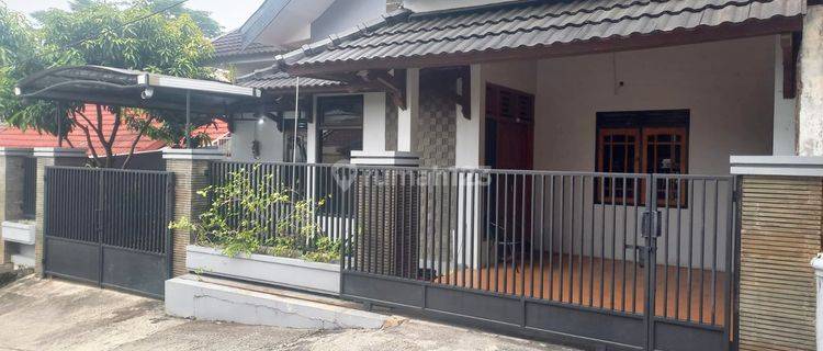 Rumah Rapi Dekat Undip di Cluster Srondol Asri Banyumanik 1