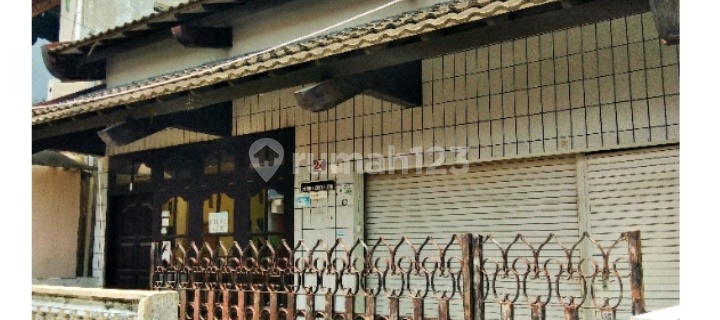 Old House in the City Center of Trengguli, Central Semarang 1