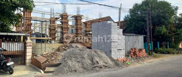 Exclusive Kos Hotel 3 Floors in Kenconowungu, West Semarang 1