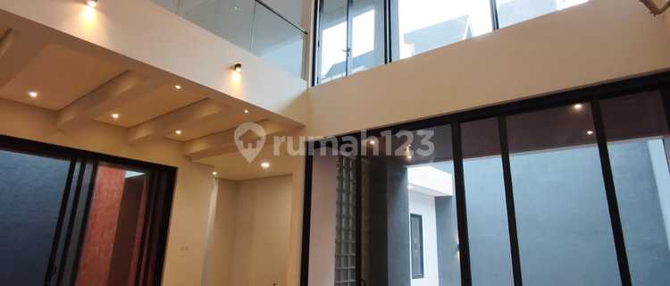 New Century Modern House in Tlaga Bodas Cluster Gajahmungkur 1