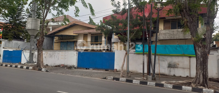 Gudang lebar muka 28 meter jl Abdulrahman Saleh Dekat Bandara 1