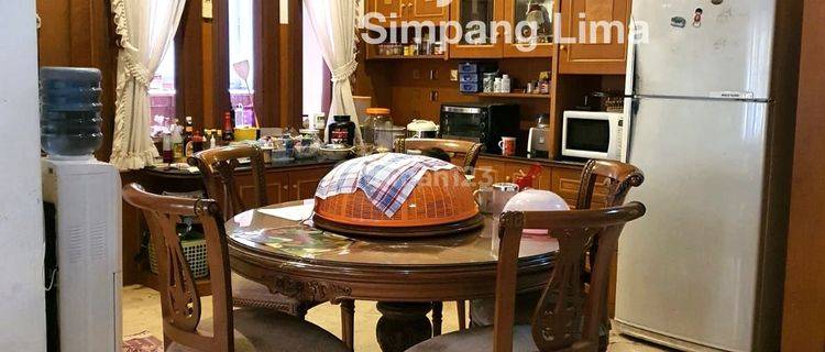 Rumah Mewah Tengah Kota Semarang Furnished 1