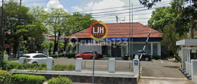 Disewakan Rumah Komersia Dekat dengan Simpang Lima 1