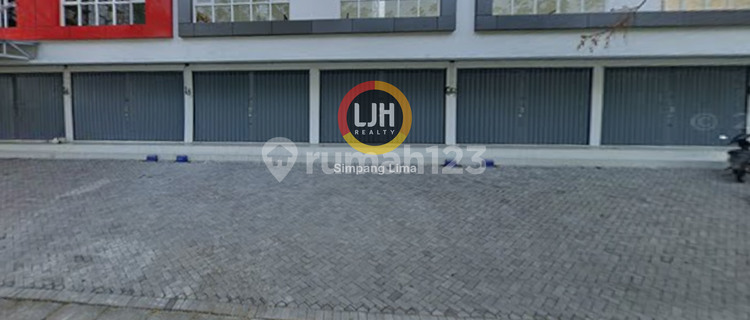 Good Shop House 100 m2 Freehold Title Tembalang, Semarang 1