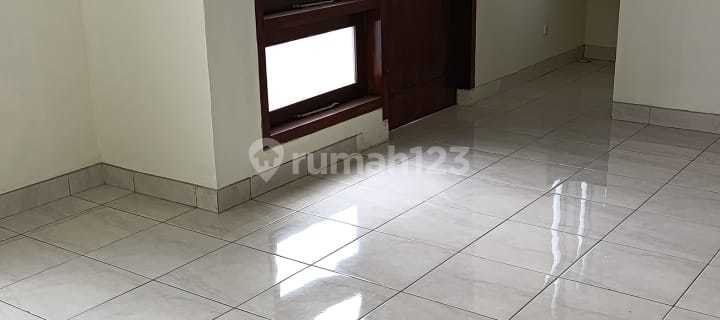 Disewakan Rumah 2 Lantai di cluster Harmoni  1