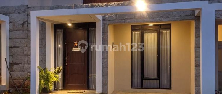 Elite 1-Story House in Banyumanik Area, Semarang 1