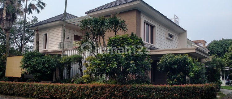 You Don't Need to Doubt & Confused to Find the Best & Affordable House, Just Choose Foresta Fresco Aria, KPR is Available, There is a Swimming Pool. 1