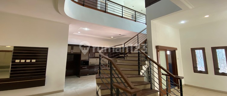 Wide House in Cideng Near ITC Roxy Mas Suitable for Business 1