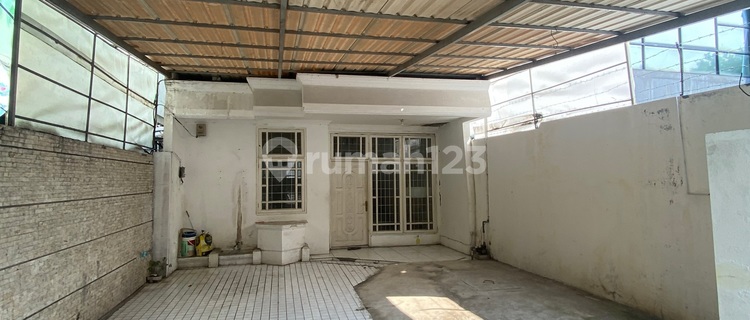 House Price Drop in Cideng, Roadside, Can Be Used for Office 1