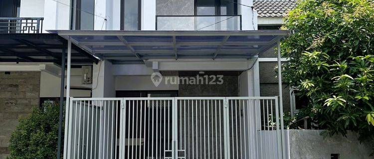 Jual Rumah Baru 2 Lt Minimalis di Royal Paka Dekat Kampus Upn Dan Merr 1