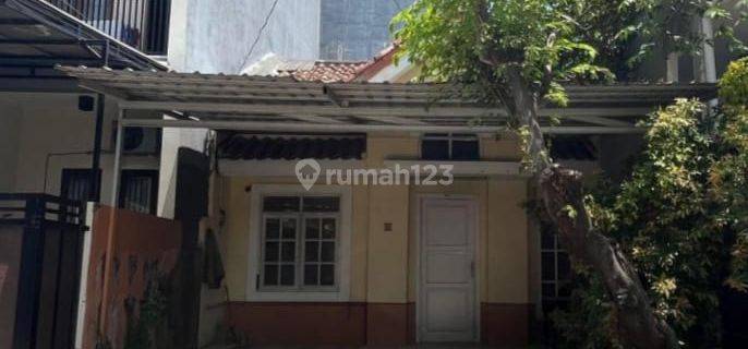 Rumah di Sekitar Jalan Metro Tanjung Bunga
, Makassar 1