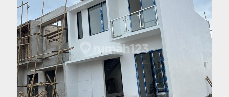 Dijual Rumah Mewah dalam Perumahan sekitar Jalan Asrama Haji, Sudiang, Makassar 1